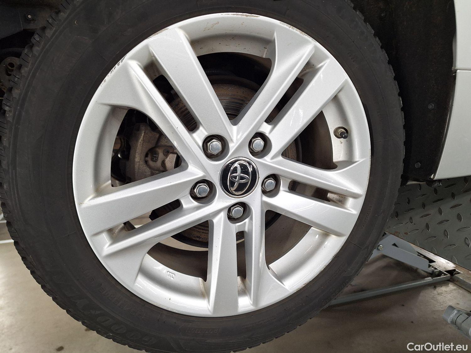  Toyota  Corolla Toyota,  TS '19, Toyota  Touring Sports 1.8 Hybrid Dynamic e #4