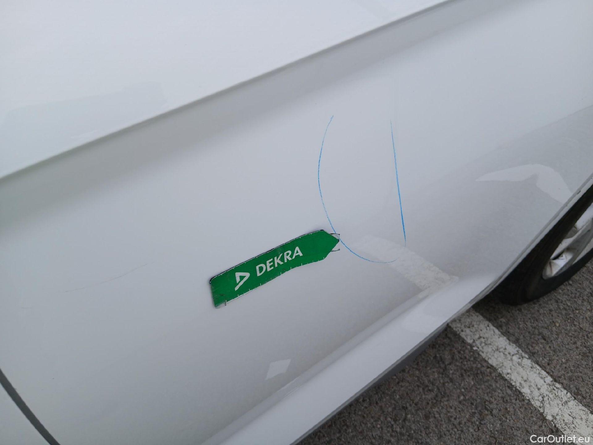  Land Rover  Discovery AUDI Q5 / 2020 / 5P / todoterreno Advanced 35 TDI 120kW S tronic (AC2) #17