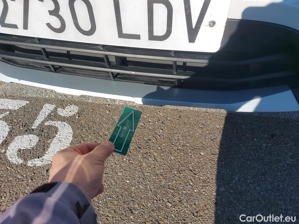  Bmw  X1 BMW  / 2015 / 5P / todoterreno sDrive18d #15