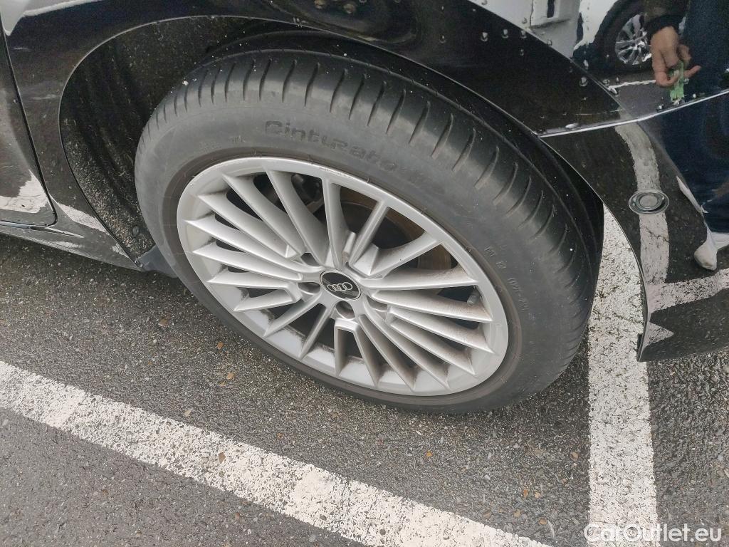  Audi  A3 AUDI  / 2020 / 5P / berlina con portón Sportback Advanced 35 TDI 110kW S tronic #11