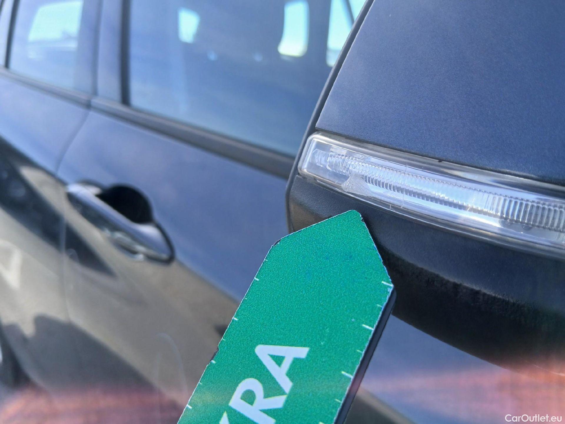  Bmw  X1 BMW  / 2015 / 5P / todoterreno sDrive16d #55