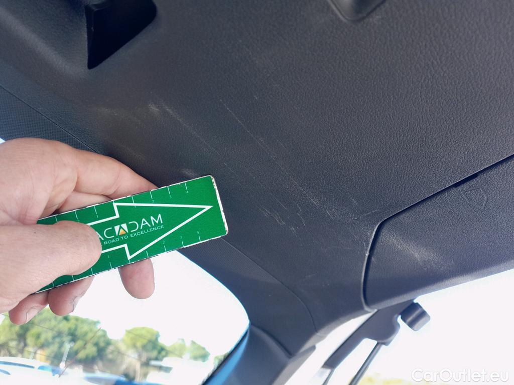  Bmw  Serie 1 BMW  / 2019 / 5P / berlina con portón 116d #19