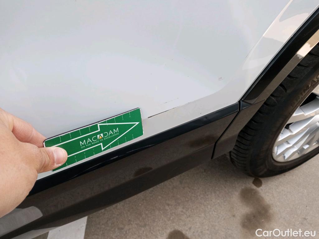  Audi  Q2 AUDI  / 2016 / 5P / todoterreno Design 30 TFSI 85kW (116CV) #7