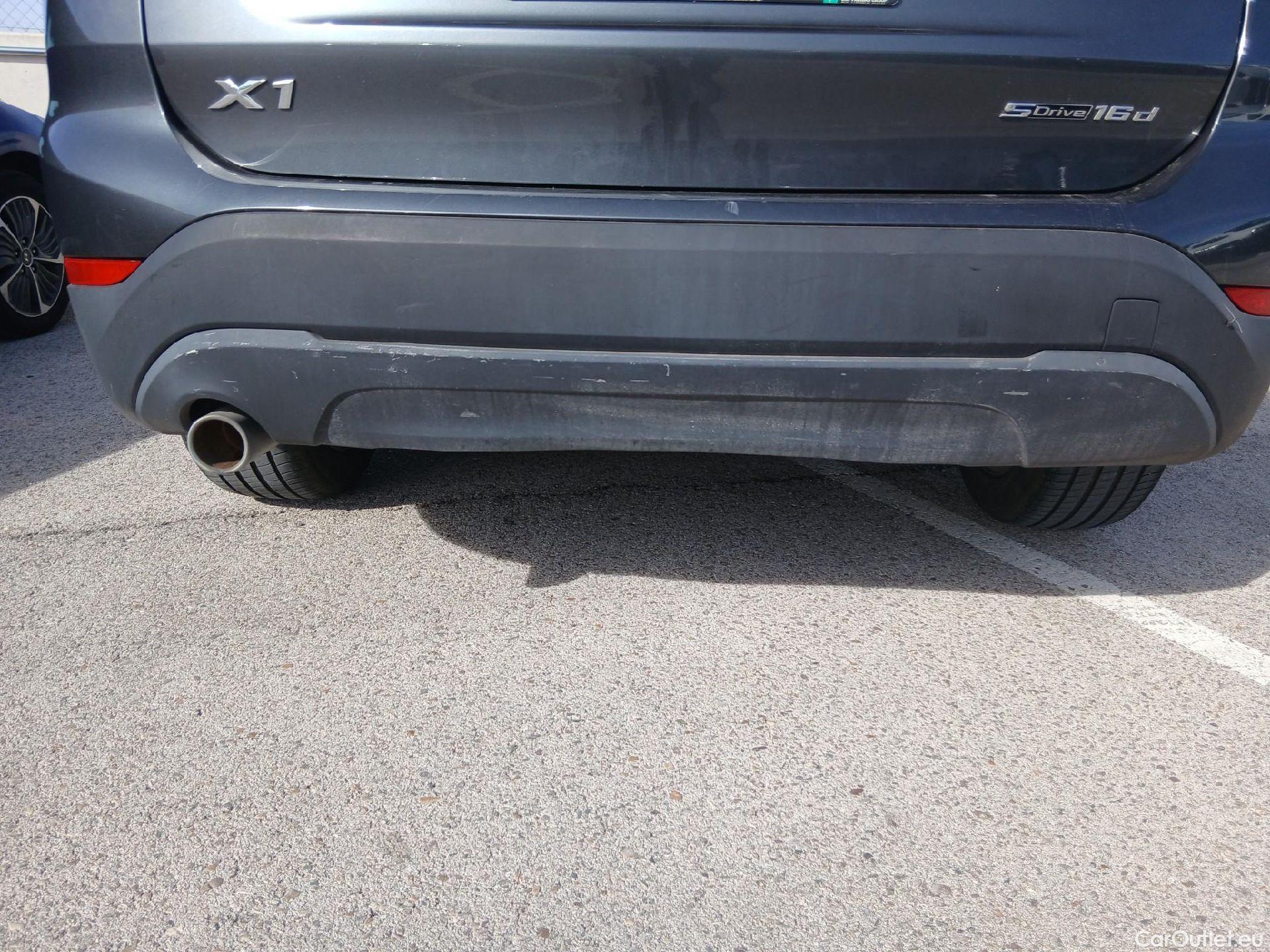  Bmw  X1 BMW  / 2015 / 5P / todoterreno sDrive16d #33