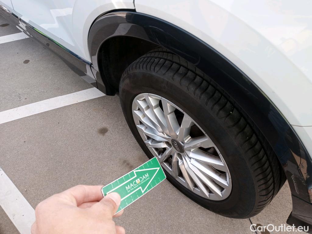  Audi  Q2 AUDI  / 2016 / 5P / todoterreno Design 30 TFSI 85kW (116CV) #15