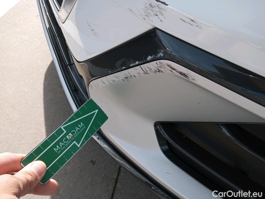  Audi  Q2 AUDI  / 2016 / 5P / todoterreno Design 30 TFSI 85kW (116CV) #32