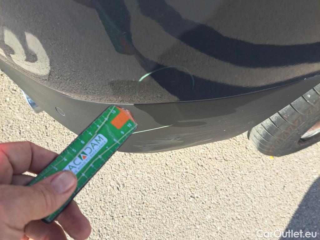  Bmw  X2 BMW  / 2017 / 5P / todoterreno sDrive18d (AC) #25