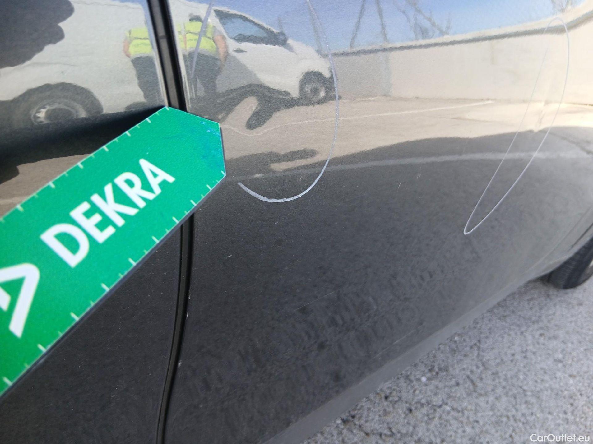  Bmw  X1 BMW  / 2015 / 5P / todoterreno sDrive16d #45