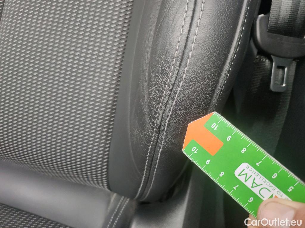  Audi  A3 AUDI  / 2020 / 5P / berlina con portón Sportback Advanced 35 TDI 110kW S tronic #4