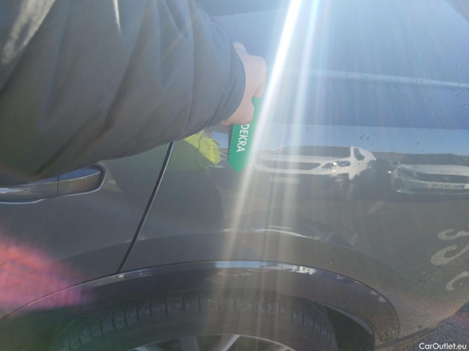  Audi  Q3 AUDI  Sportback / 2019 / 5P / todoterreno 45 TFSI 180kW S tronic Quattr Black Line #12