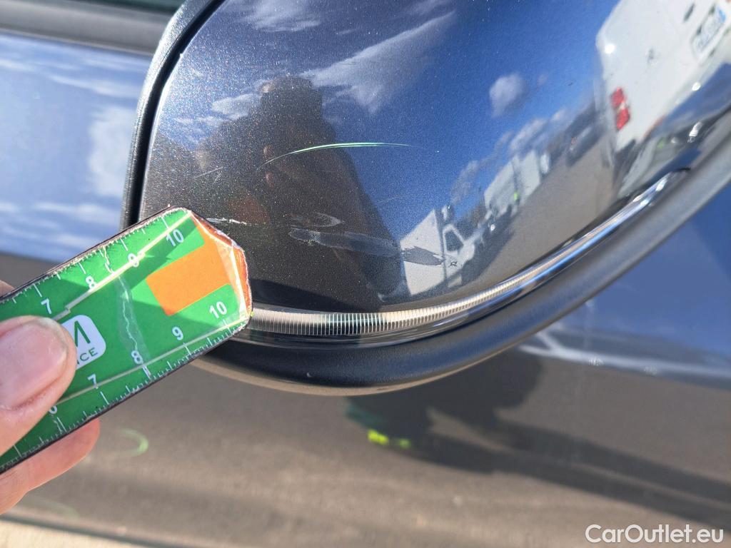  Bmw  X2 BMW  / 2017 / 5P / todoterreno sDrive18d (AC) #42