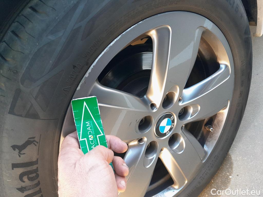  Bmw  Serie 1 BMW  / 2019 / 5P / berlina con portón 116d #13