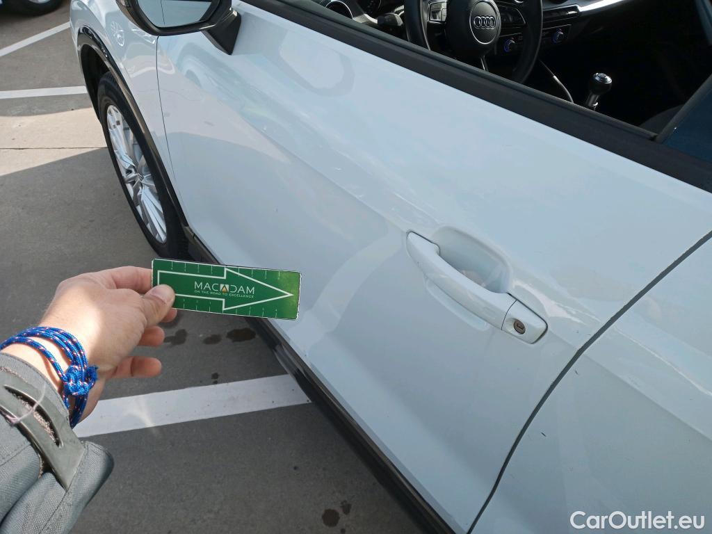  Audi  Q2 AUDI  / 2016 / 5P / todoterreno Design 30 TFSI 85kW (116CV) #4