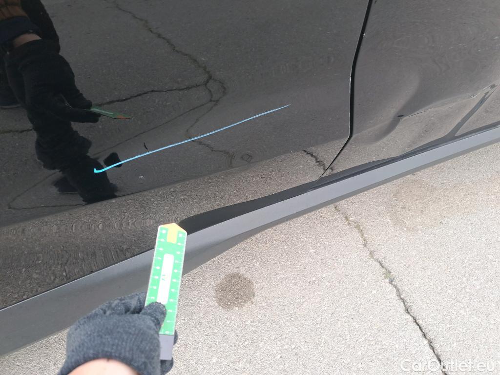  Bmw  X1 BMW  / 2022 / 5P / todoterreno sDrive18d #4