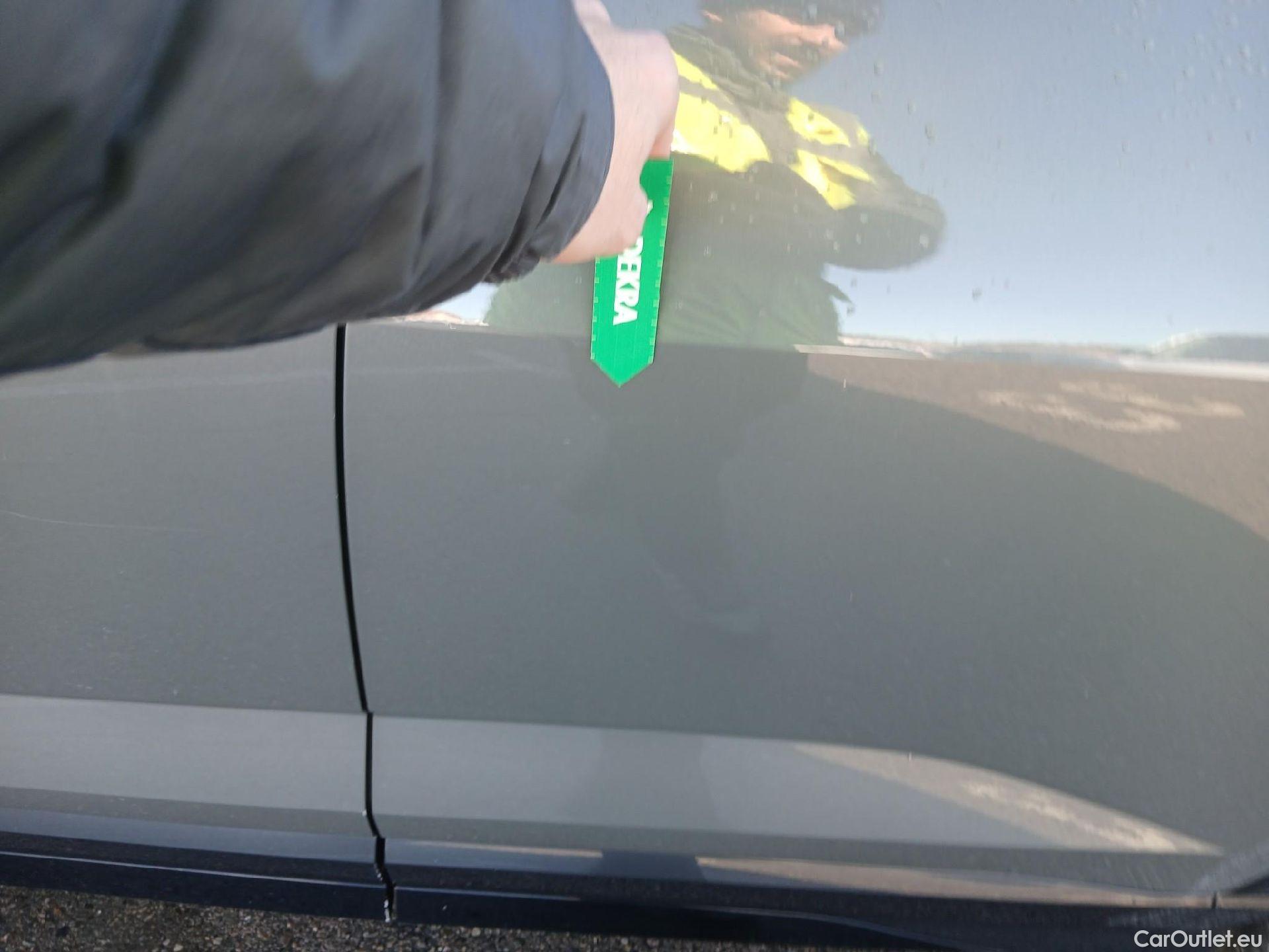  Audi  Q3 AUDI  Sportback / 2019 / 5P / todoterreno 45 TFSI 180kW S tronic Quattr Black Line #10