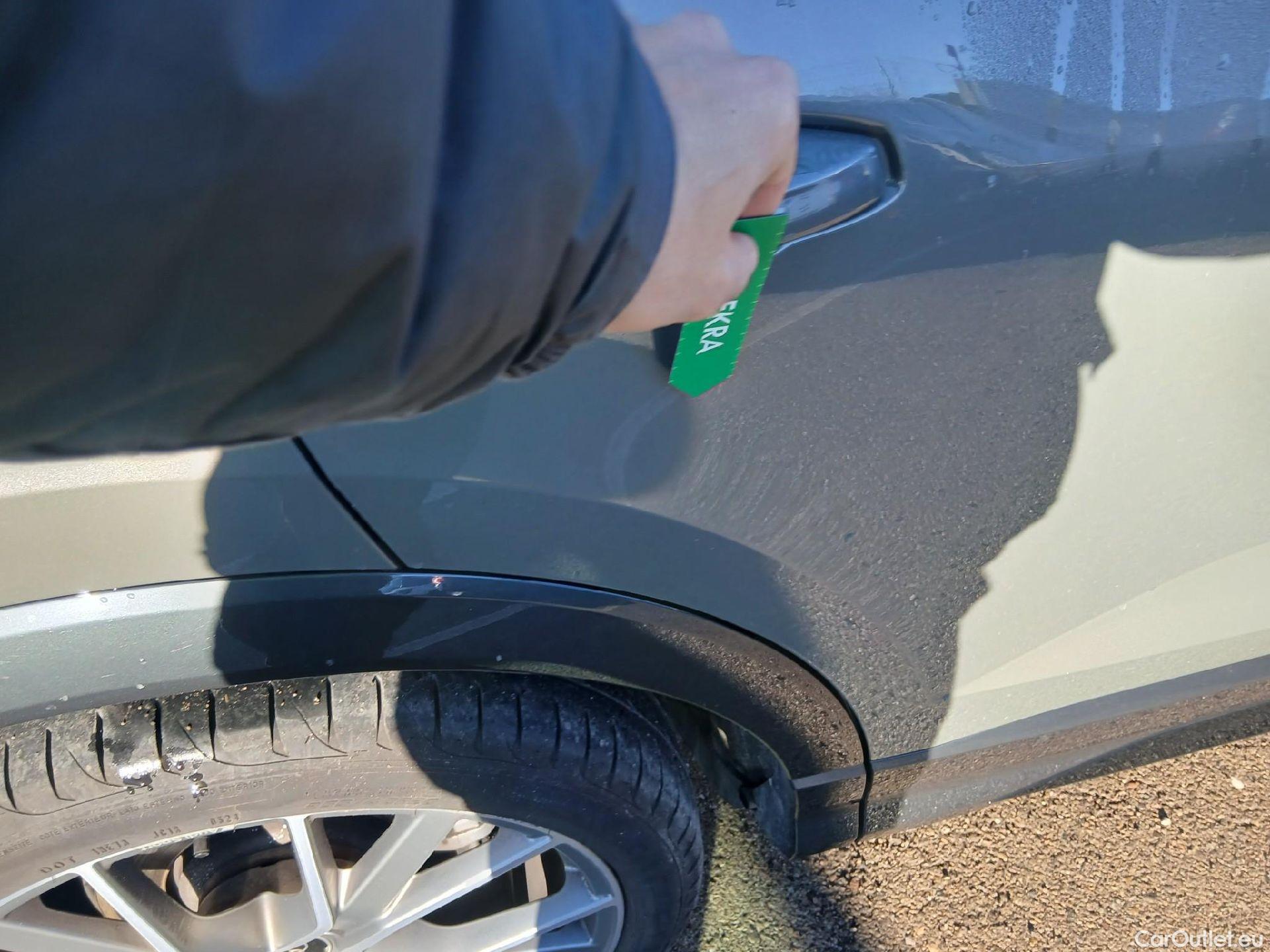  Audi  Q3 AUDI  Sportback / 2019 / 5P / todoterreno 45 TFSI 180kW S tronic Quattr Black Line #21