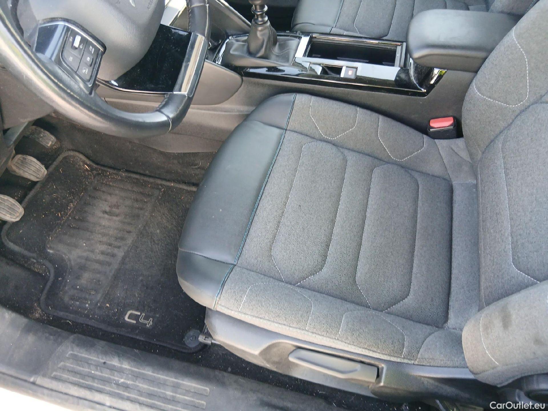  Citroen  C4 CITROEN  / 2020 / 5P / berlina con portón BlueHdi 110 S&S Feel Pack #20