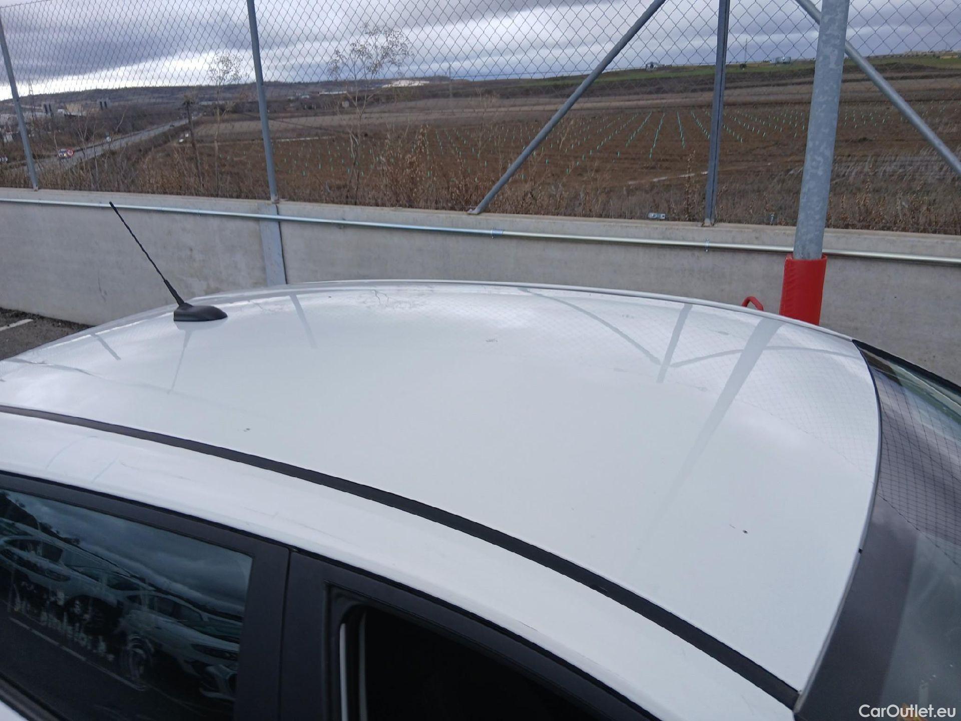  Hyundai  i20 HYUNDAI  / 2020 / 5P / berlina con portón 1.0 TGDI 74kW (100CV) 48V Essence #53