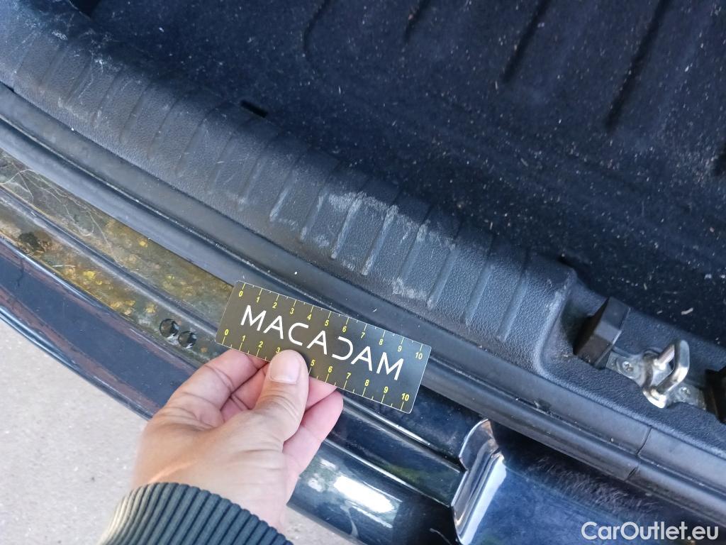  KIA  Niro KIA  / 2019 / 5P / crossover 1.6 GDi HEV 104kW (141CV) Drive #24