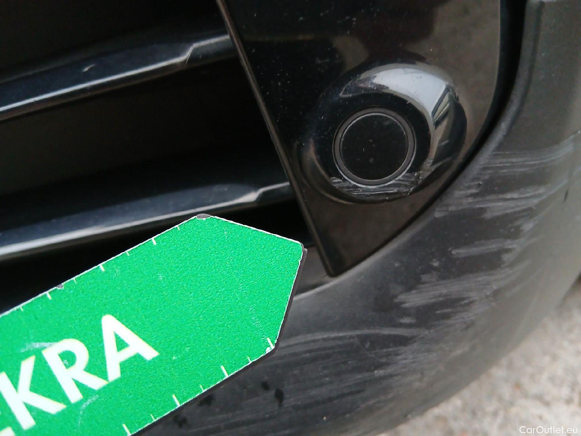  Bmw  X2 BMW  / 2017 / 5P / todoterreno sDrive18i (AC) #5