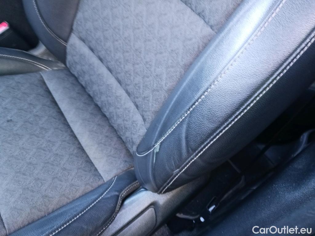  KIA  Niro KIA  / 2019 / 5P / crossover 1.6 GDi HEV 104kW (141CV) Drive #8