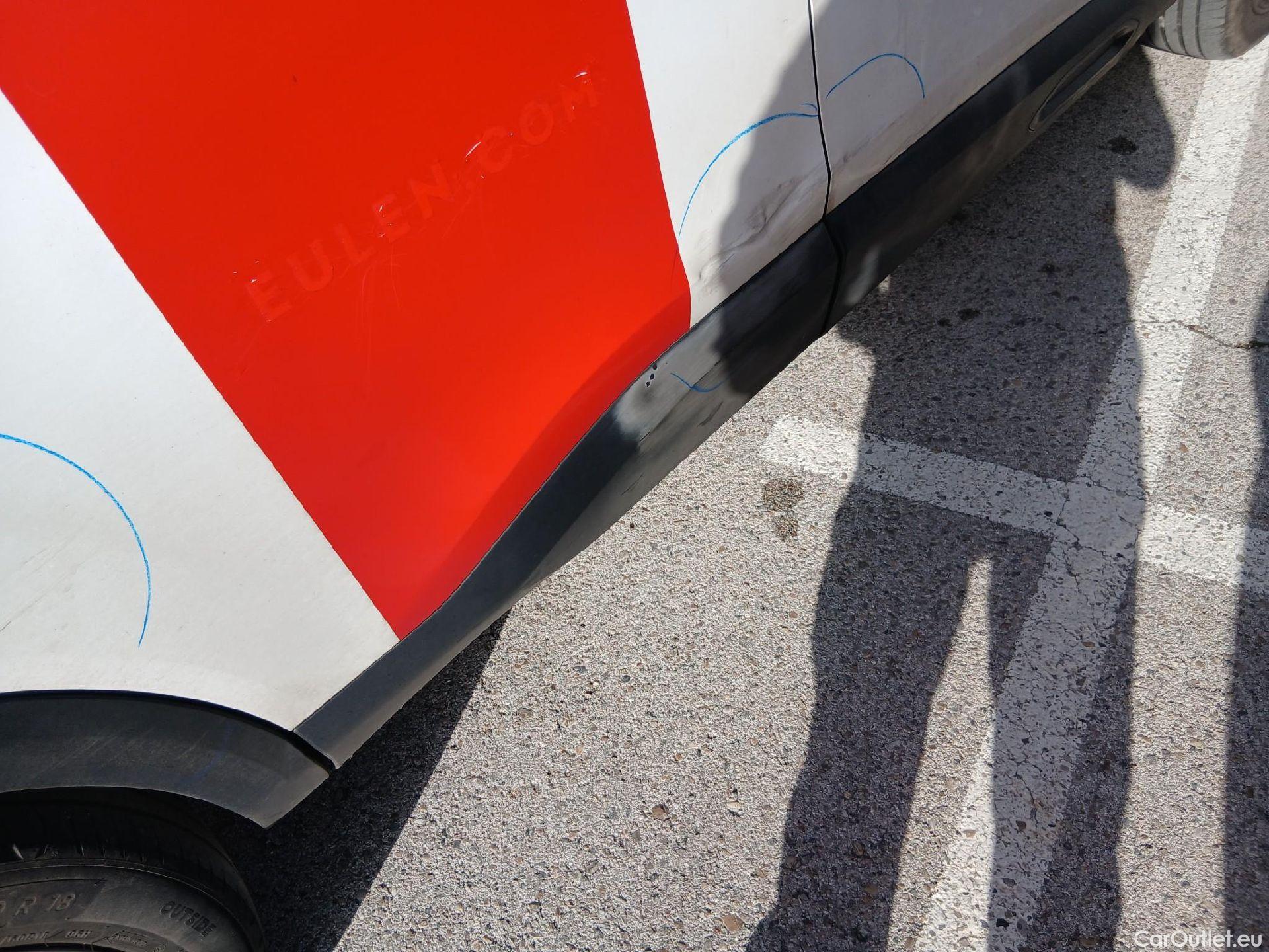  Citroen  C4 CITROEN  / 2020 / 5P / berlina con portón BlueHdi 110 S&S Feel Pack #34