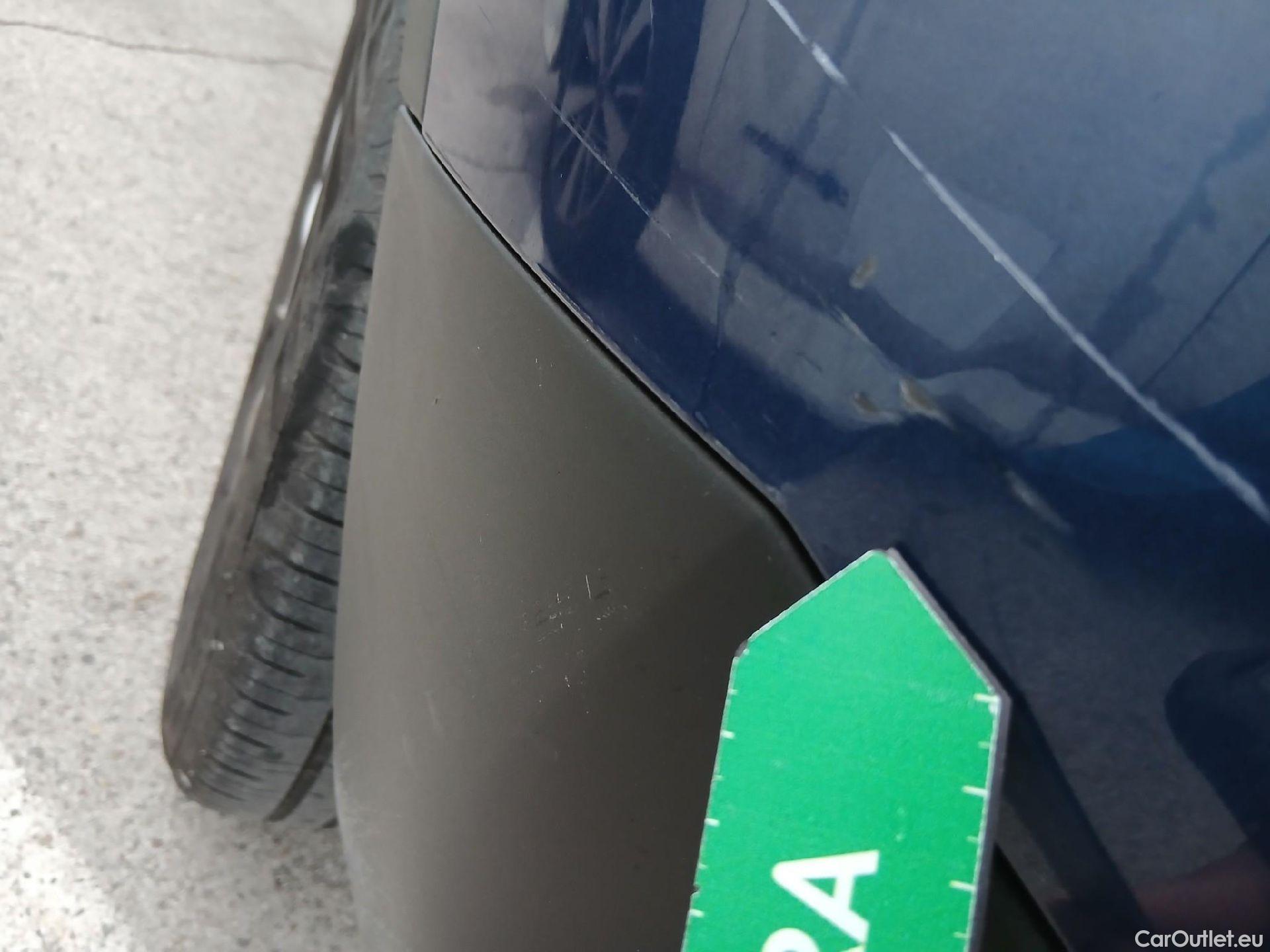  Bmw  X2 BMW  / 2017 / 5P / todoterreno sDrive18i (AC) #20