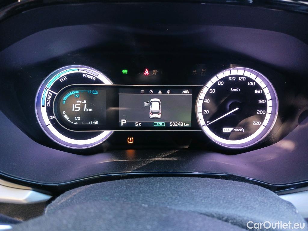  KIA  Niro KIA  / 2019 / 5P / crossover 1.6 GDi HEV 104kW (141CV) Drive #35