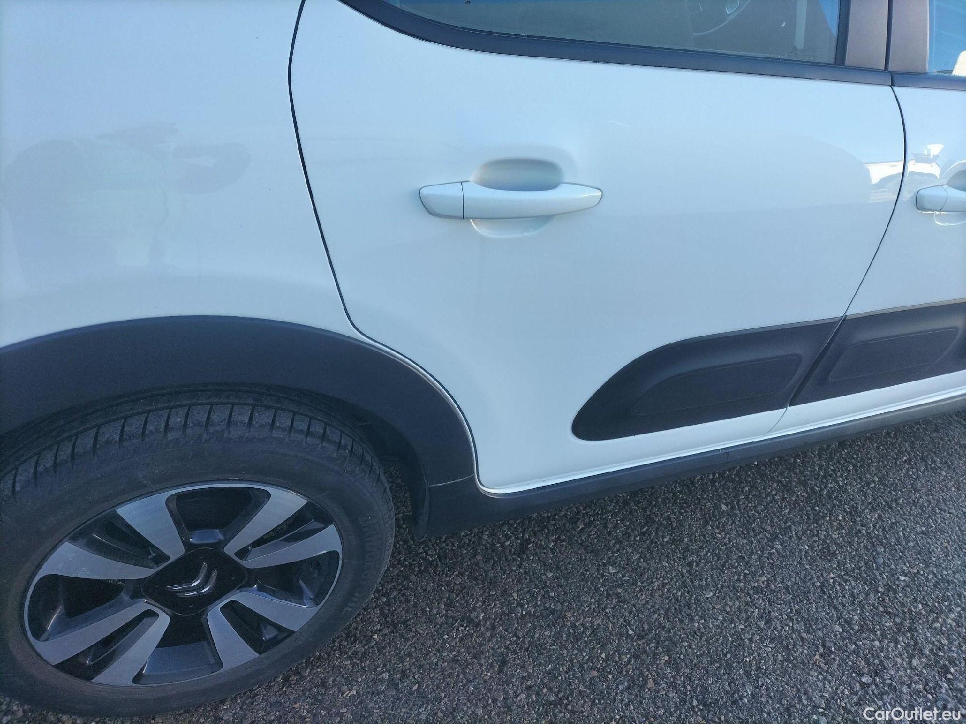  Citroen  C3 CITROEN  / 2020 / 5P / berlina con portón PureTech 60KW (83CV) Feel Pack #40