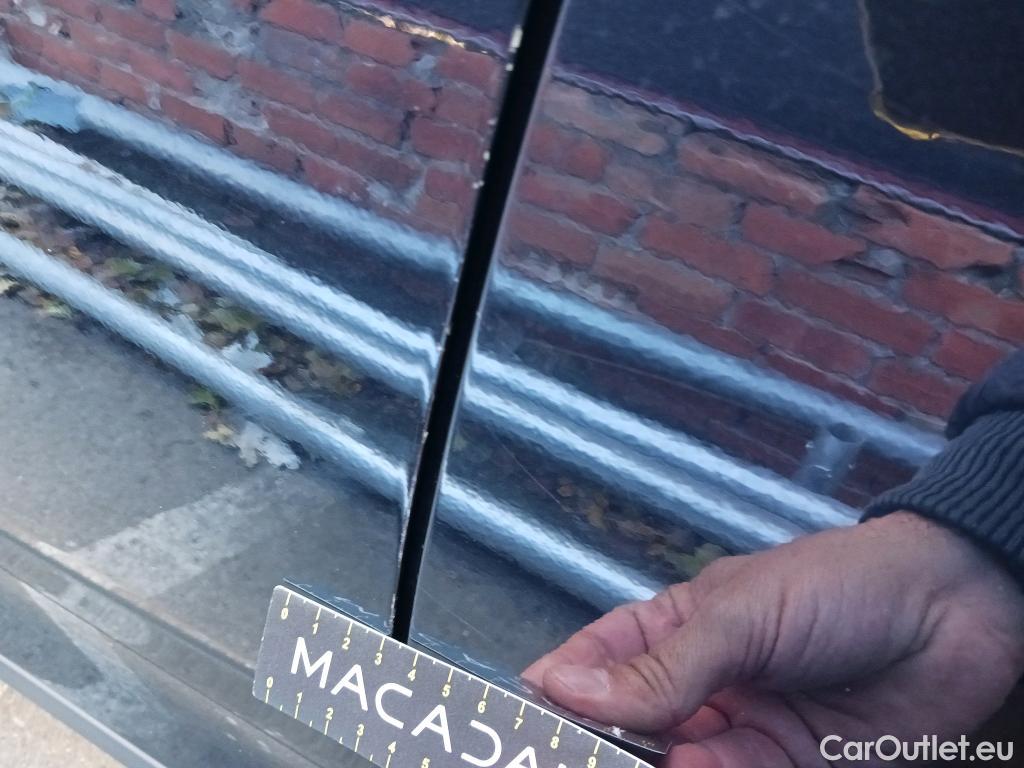  KIA  Niro KIA  / 2019 / 5P / crossover 1.6 GDi HEV 104kW (141CV) Drive #2