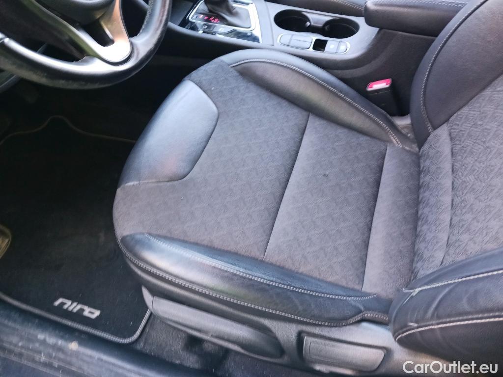  KIA  Niro KIA  / 2019 / 5P / crossover 1.6 GDi HEV 104kW (141CV) Drive #6