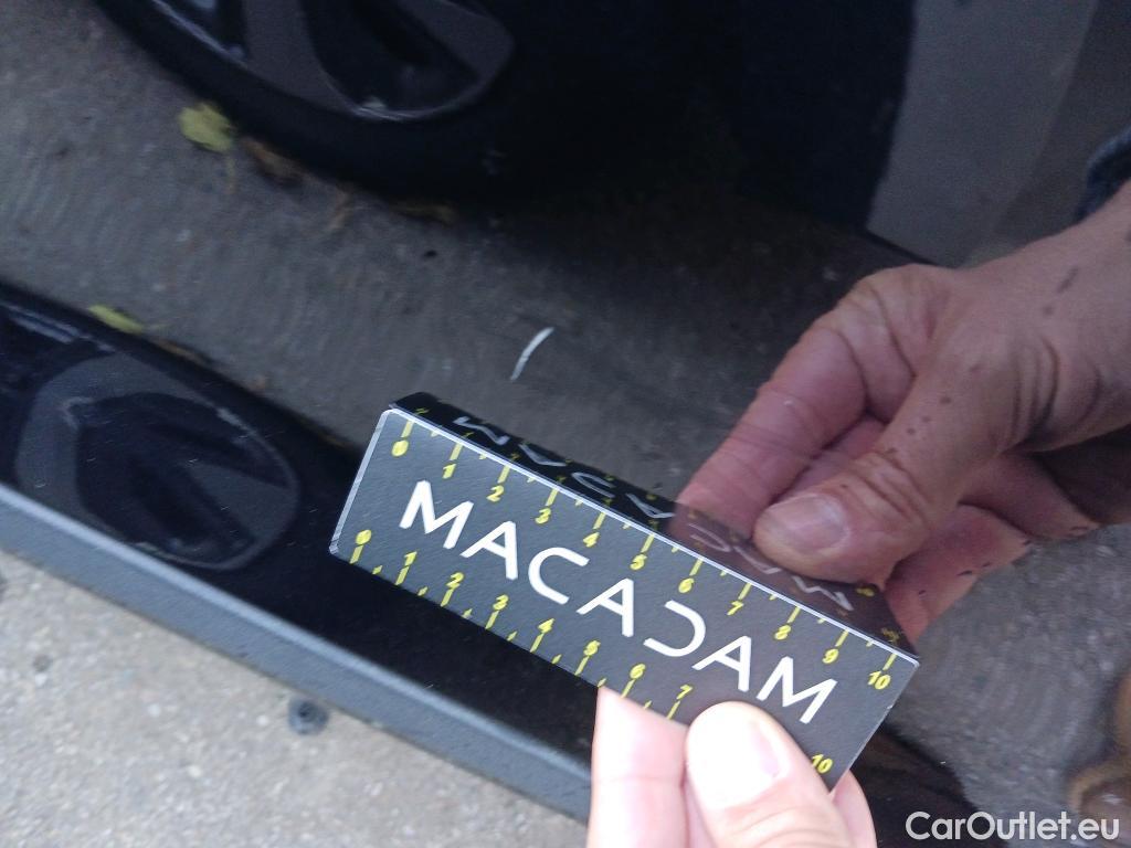  KIA  Niro KIA  / 2019 / 5P / crossover 1.6 GDi HEV 104kW (141CV) Drive #4