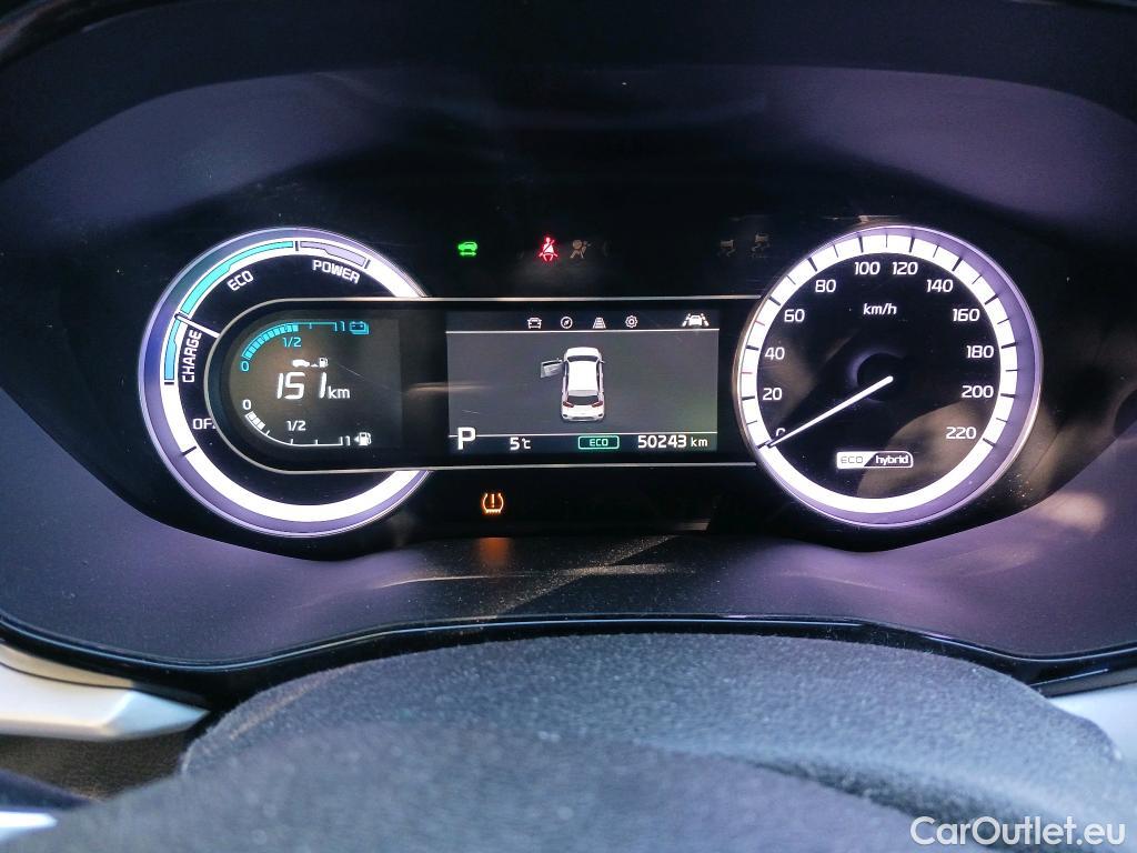  KIA  Niro KIA  / 2019 / 5P / crossover 1.6 GDi HEV 104kW (141CV) Drive #36