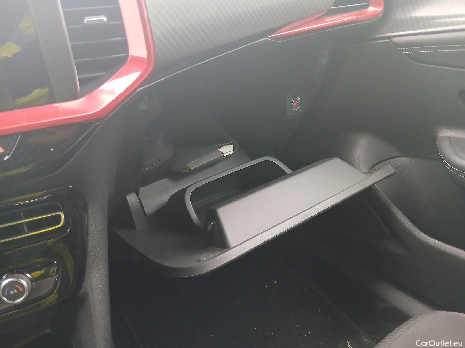  Opel  Mokka OPEL  / 2020 / 5P / todoterreno 1.2 T 96kW (130 CV) GS Auto #1