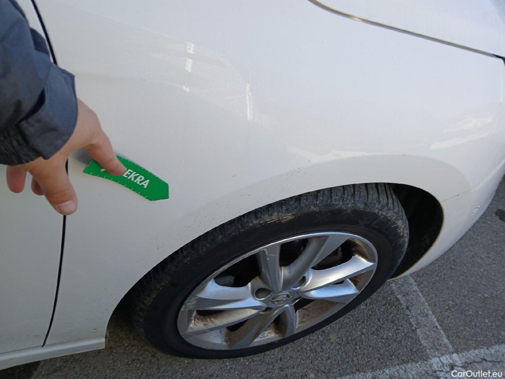  Opel  Corsa OPEL  1.2T XHL 74kW (100CV) Elegance #31