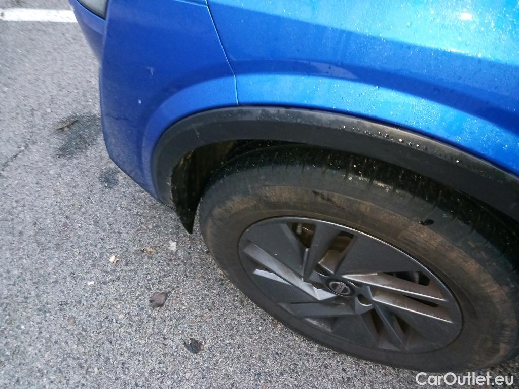  Nissan  Qashqai NISSAN  / 2021 / 5P / todoterreno DIG-T 103kW (140CV) mHEV 4x2 Acenta #17