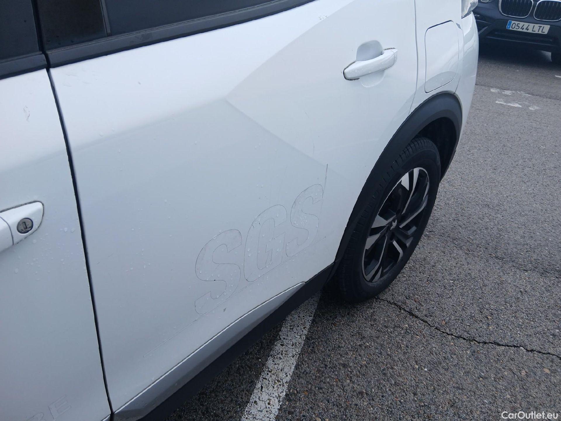  Peugeot  2008 PEUGEOT  / 2019 / 5P / todoterreno Allure BlueHDI 81kW (110CV) #13