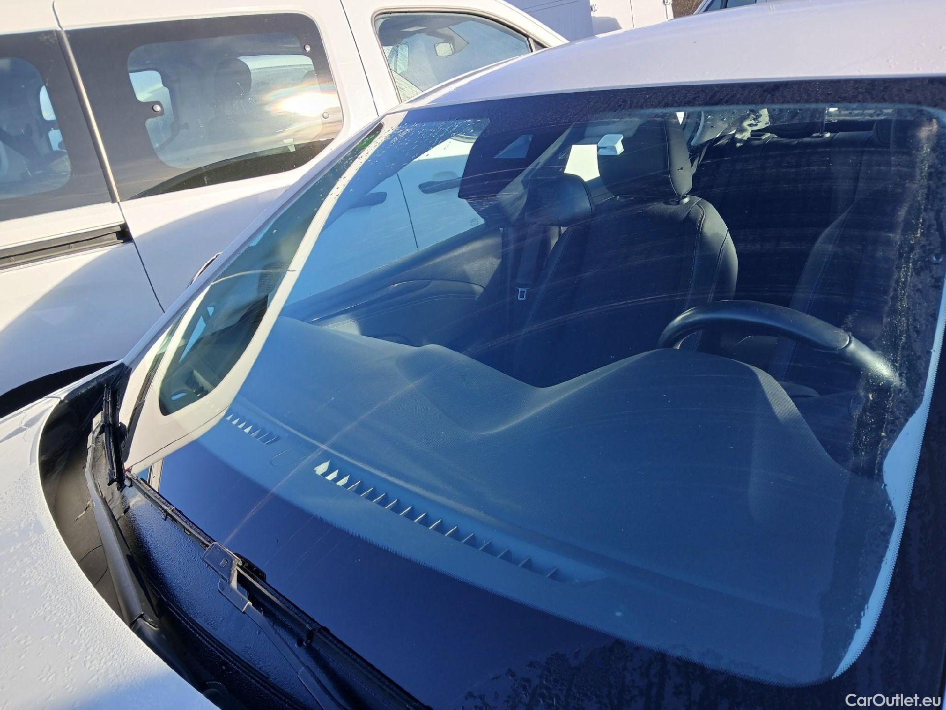  Opel  Corsa OPEL  1.2T XHL 74kW (100CV) Elegance #10