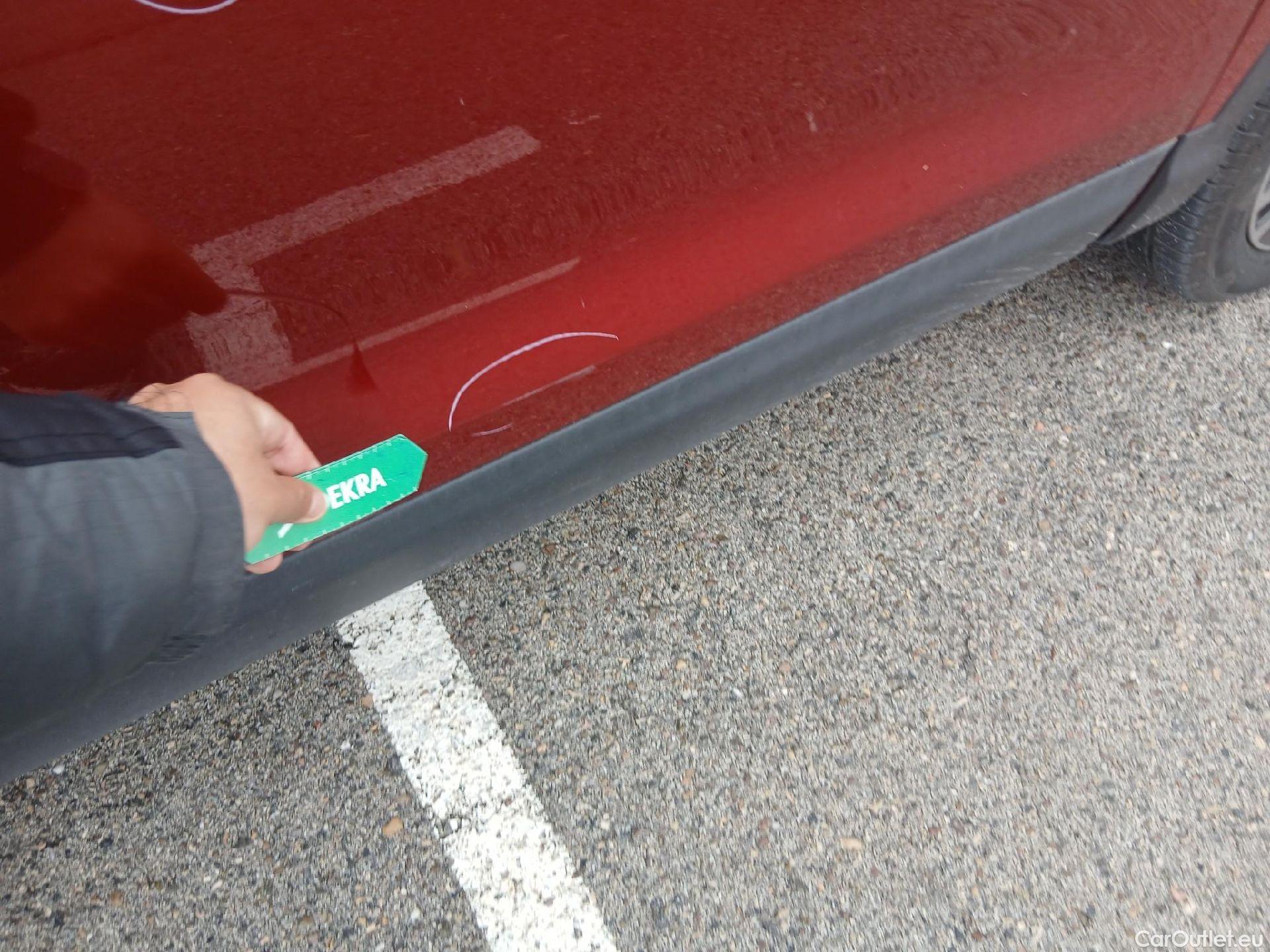  Nissan  Qashqai NISSAN  / 2017 / 5P / todoterreno DIG-T 103 kW (140 CV) E6D N-CONNECTA #24