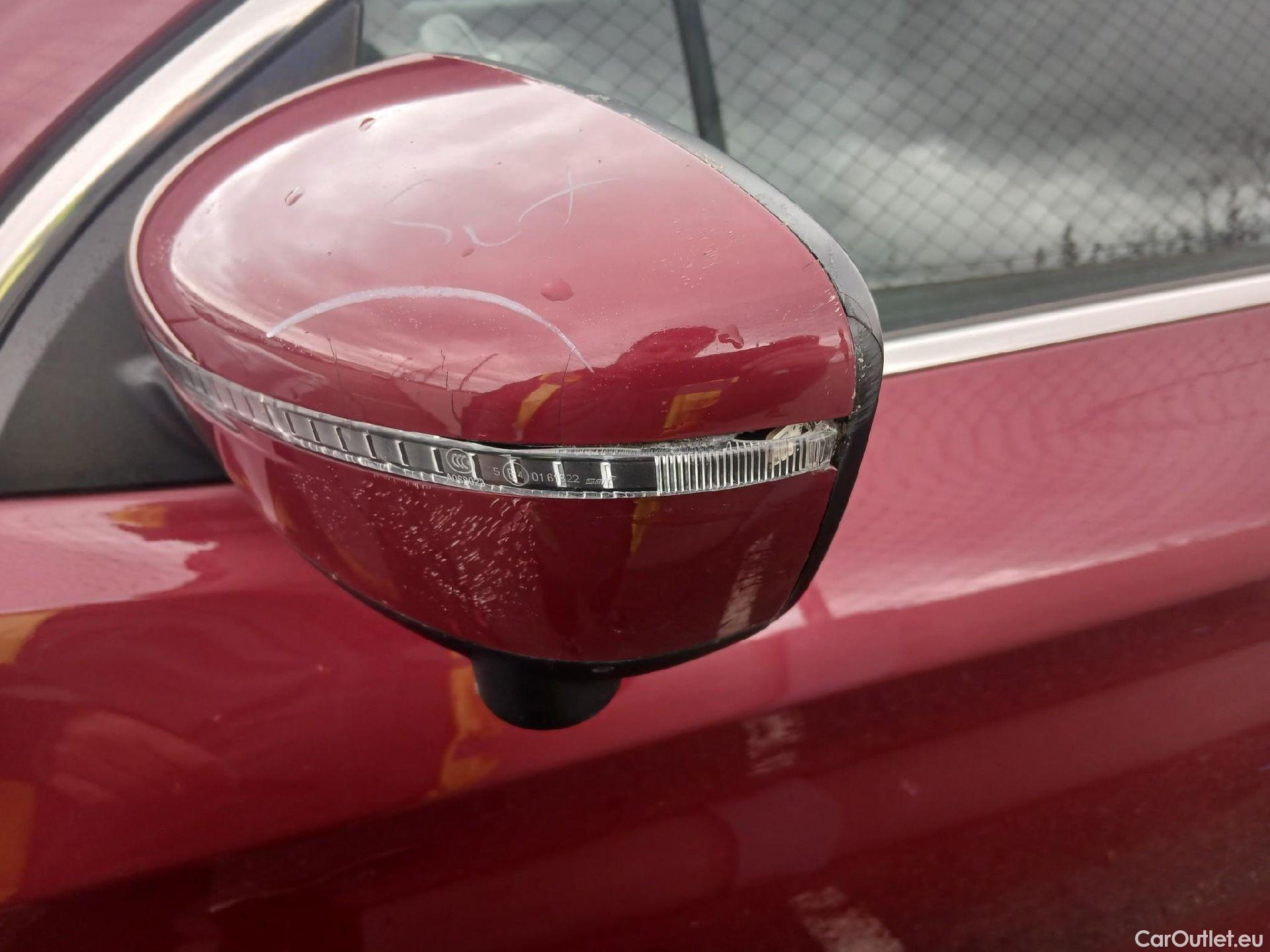  Nissan  Qashqai NISSAN  / 2017 / 5P / todoterreno DIG-T 103 kW (140 CV) E6D N-CONNECTA #14