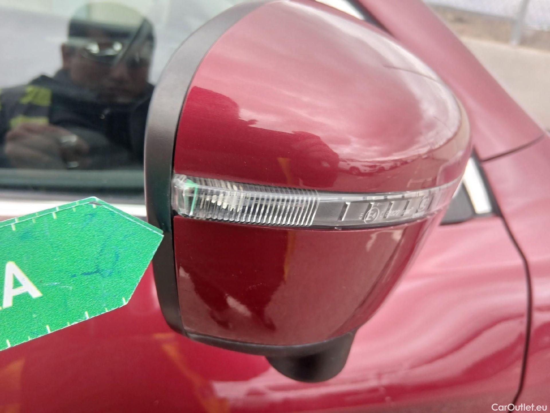  Nissan  Qashqai NISSAN  / 2017 / 5P / todoterreno DIG-T 103 kW (140 CV) E6D N-CONNECTA #29