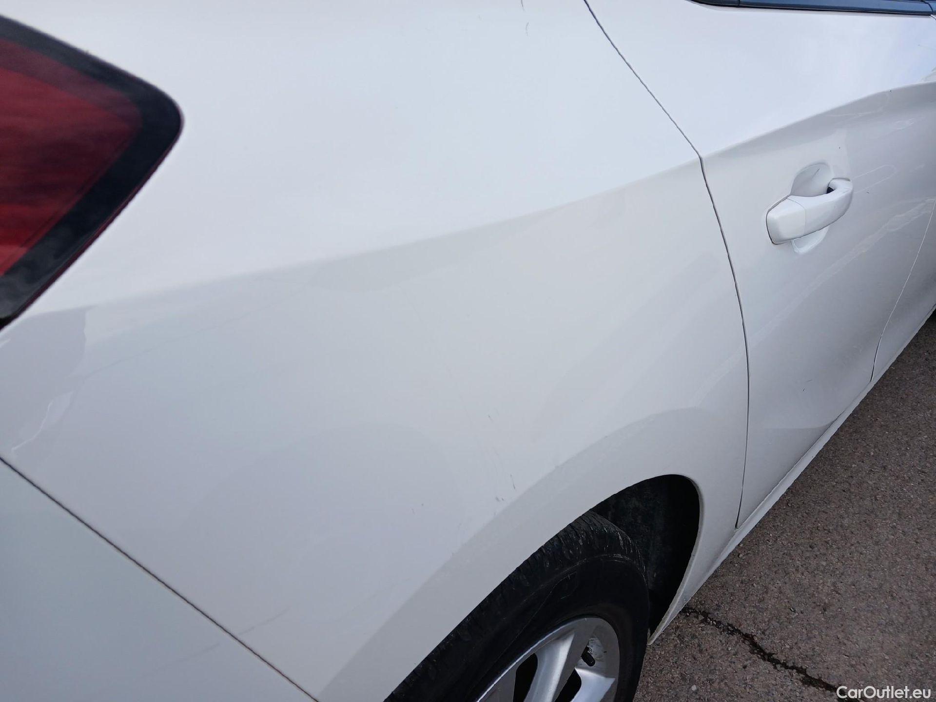  Opel  Corsa OPEL  / 2019 / 5P / berlina con portón 1.2 XEL 55kW (75CV) Edition #25