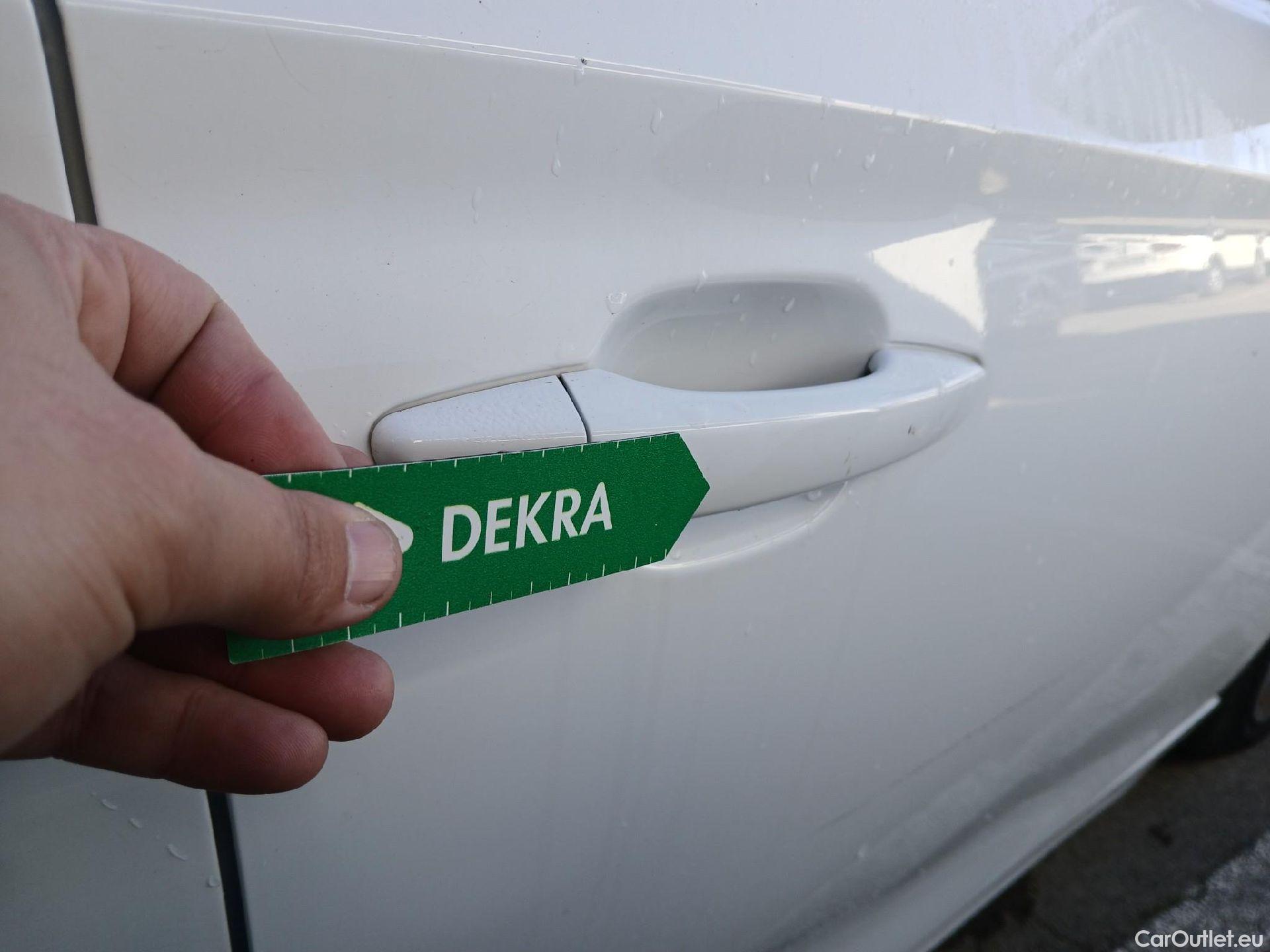  Opel  Corsa OPEL  1.2T XHL 74kW (100CV) Elegance #30