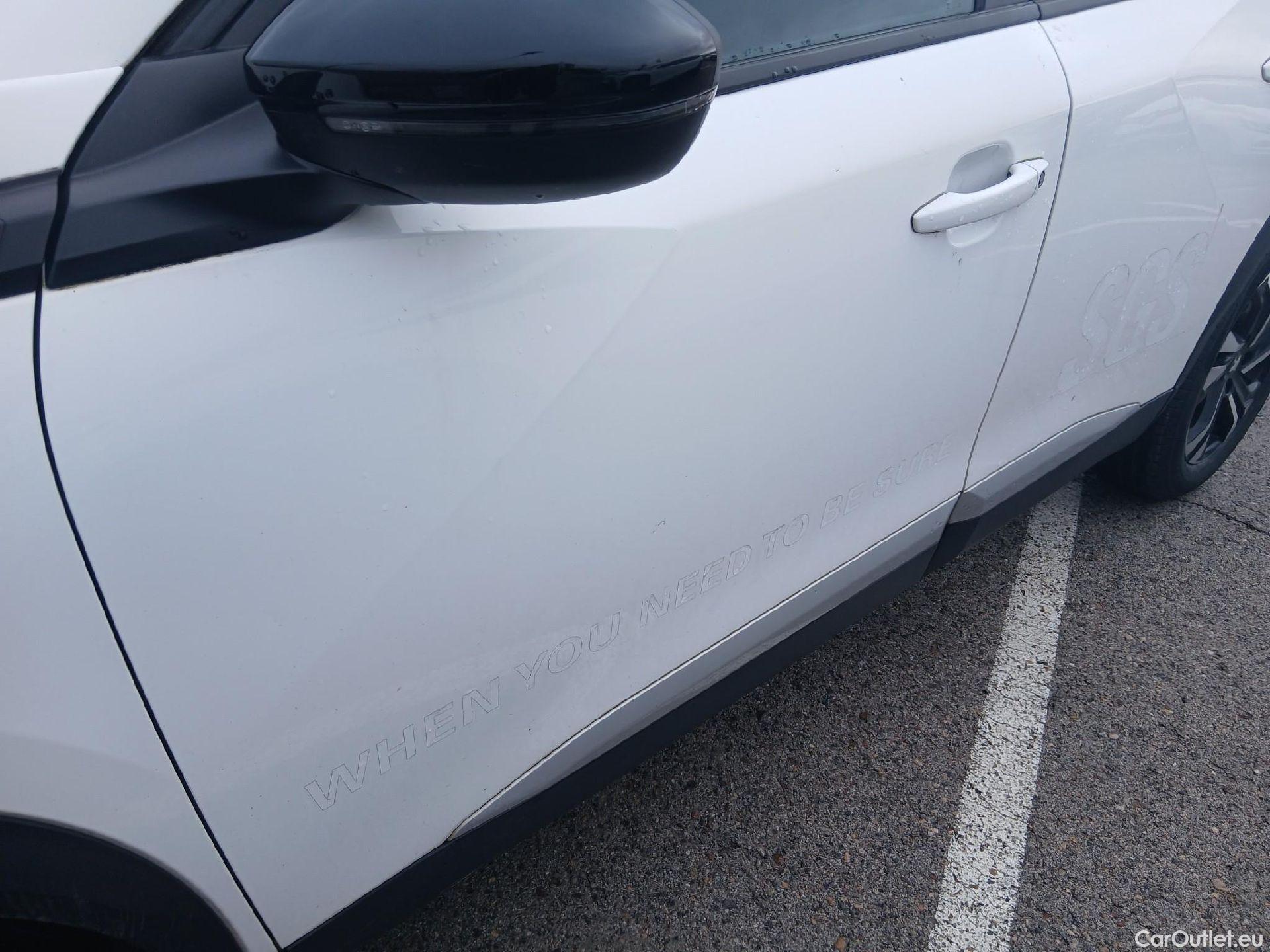  Peugeot  2008 PEUGEOT  / 2019 / 5P / todoterreno Allure BlueHDI 81kW (110CV) #11