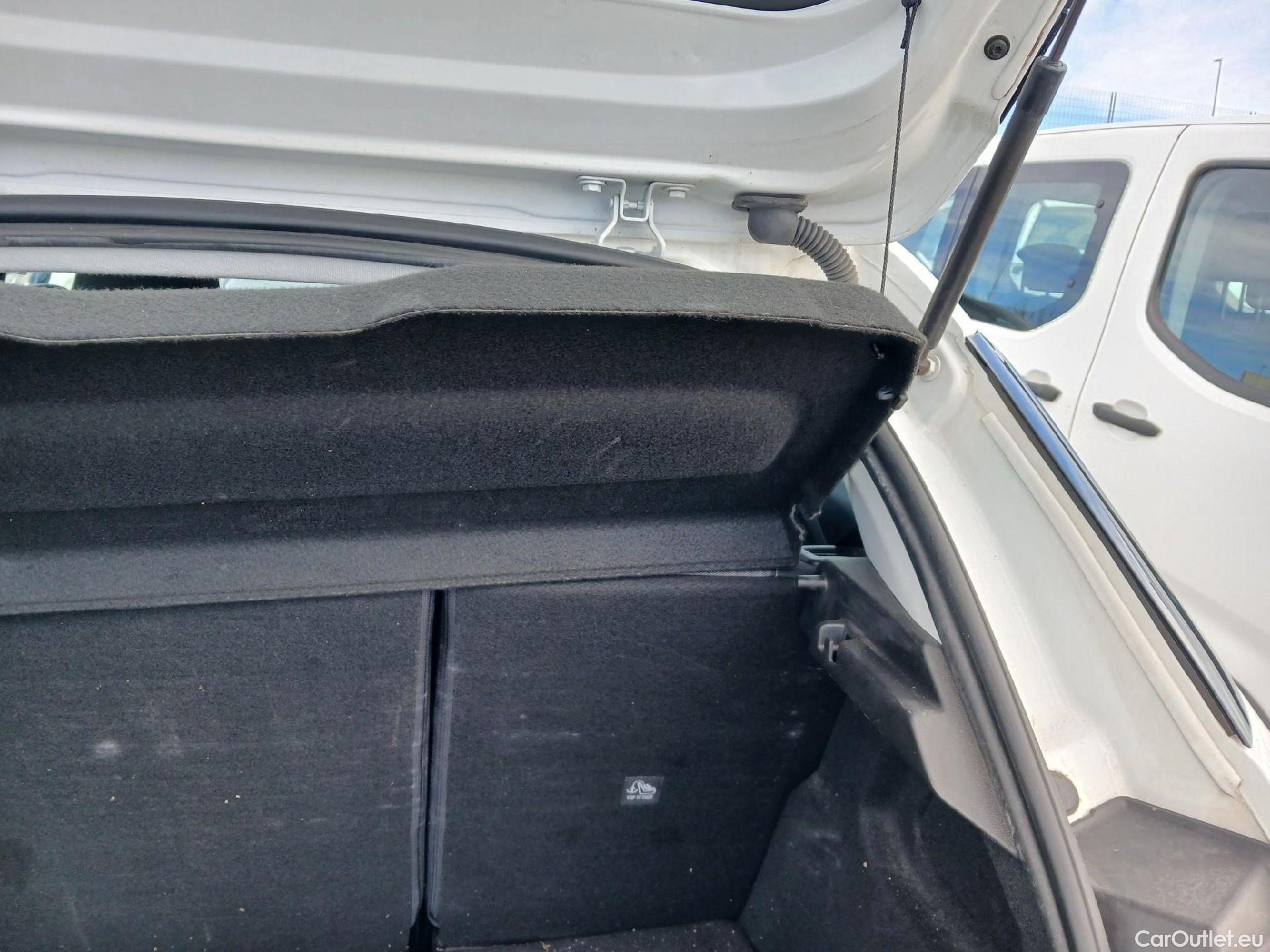  Opel  Corsa OPEL  / 2019 / 5P / berlina con portón 1.2 XEL 55kW (75CV) Edition #22