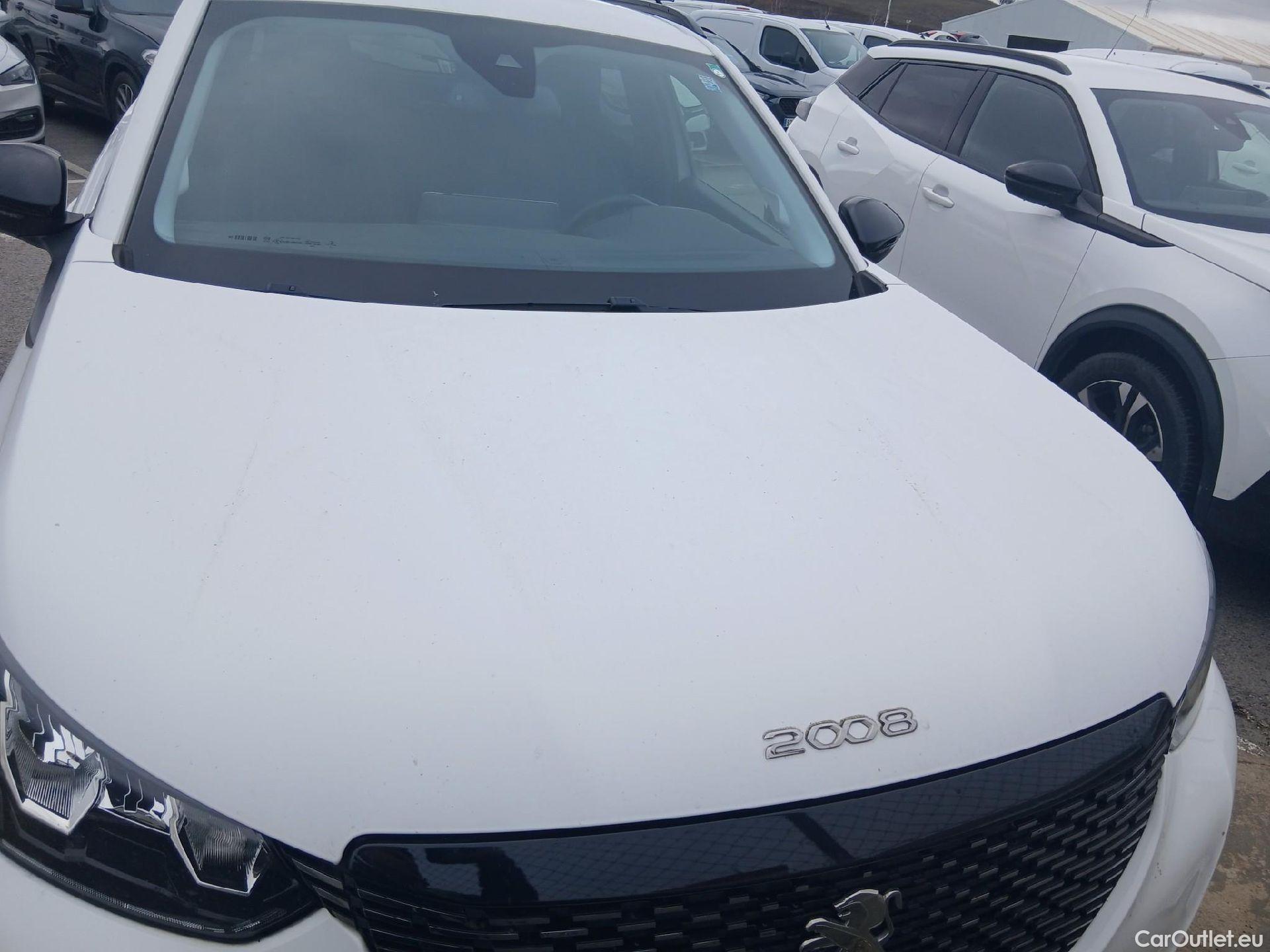  Peugeot  2008 PEUGEOT  / 2019 / 5P / todoterreno Allure BlueHDI 81kW (110CV) #9