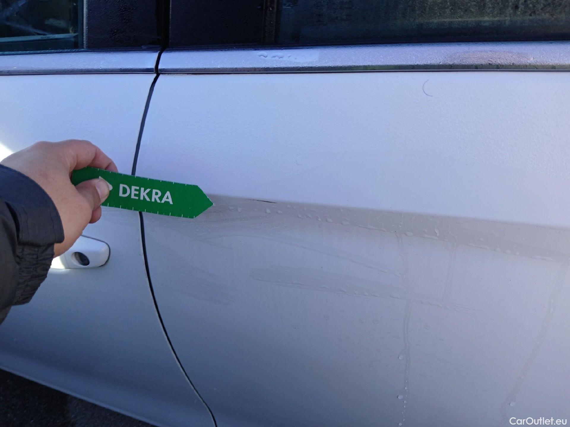  Opel  Corsa OPEL  1.2T XHL 74kW (100CV) Elegance #16