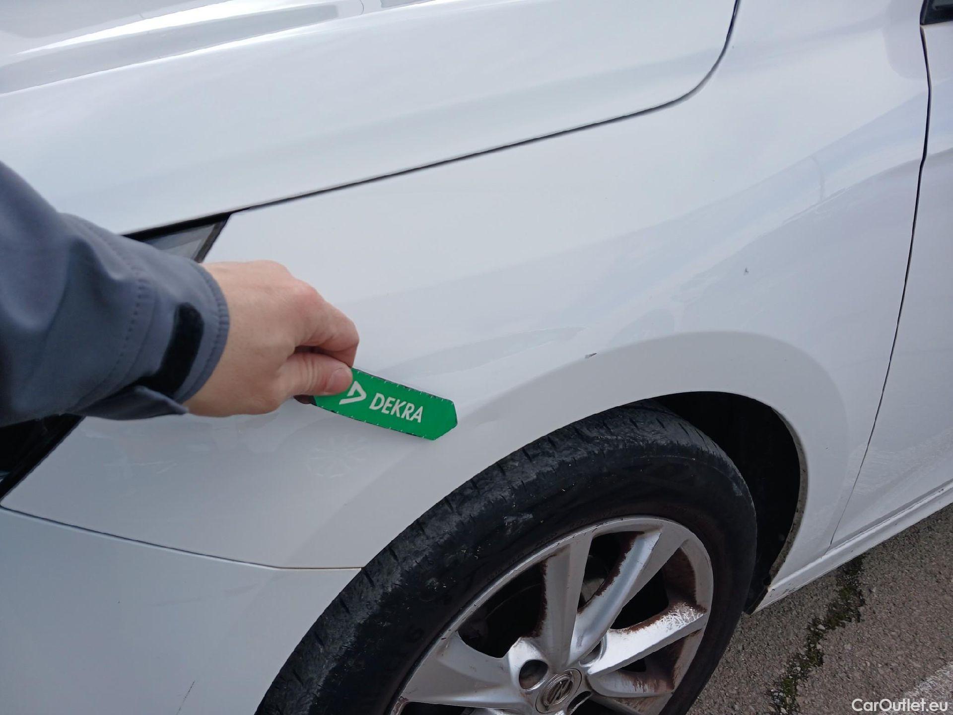  Opel  Corsa OPEL  / 2019 / 5P / berlina con portón 1.2 XEL 55kW (75CV) Edition #4