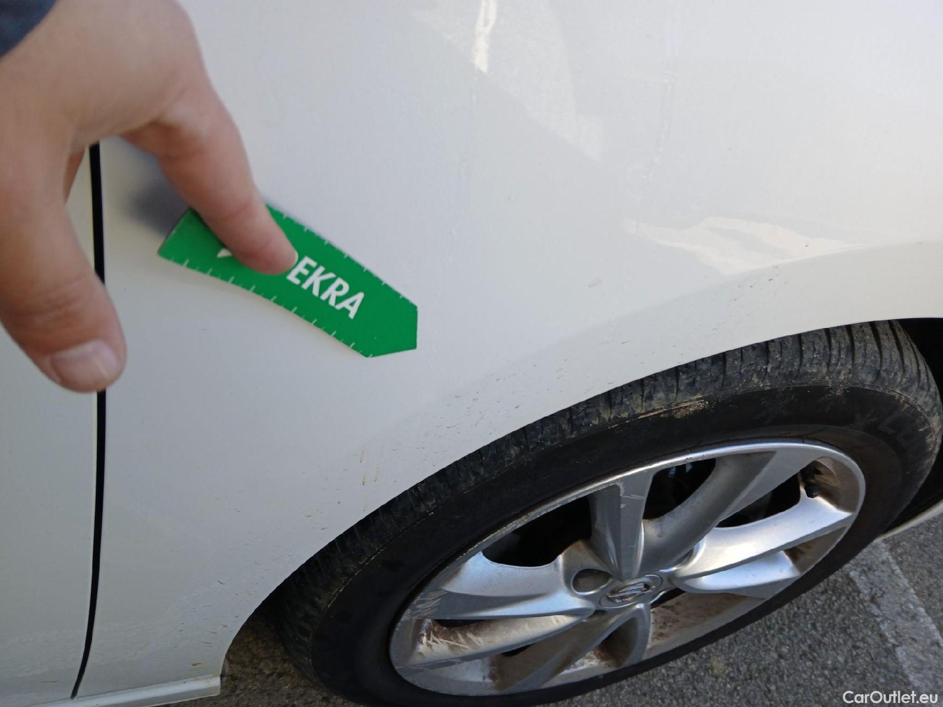  Opel  Corsa OPEL  1.2T XHL 74kW (100CV) Elegance #32