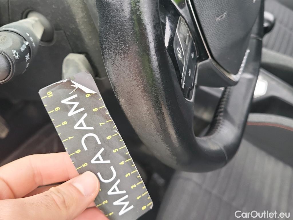  Peugeot  2008 PEUGEOT  / 2019 / 5P / todoterreno Active BlueHDI 100 S&S BVM6 #10